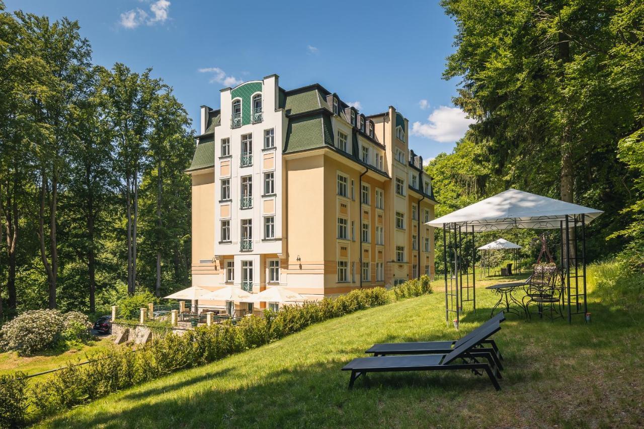 Spa & Wellness Hotel Silva Marianske Lazne Exterior photo