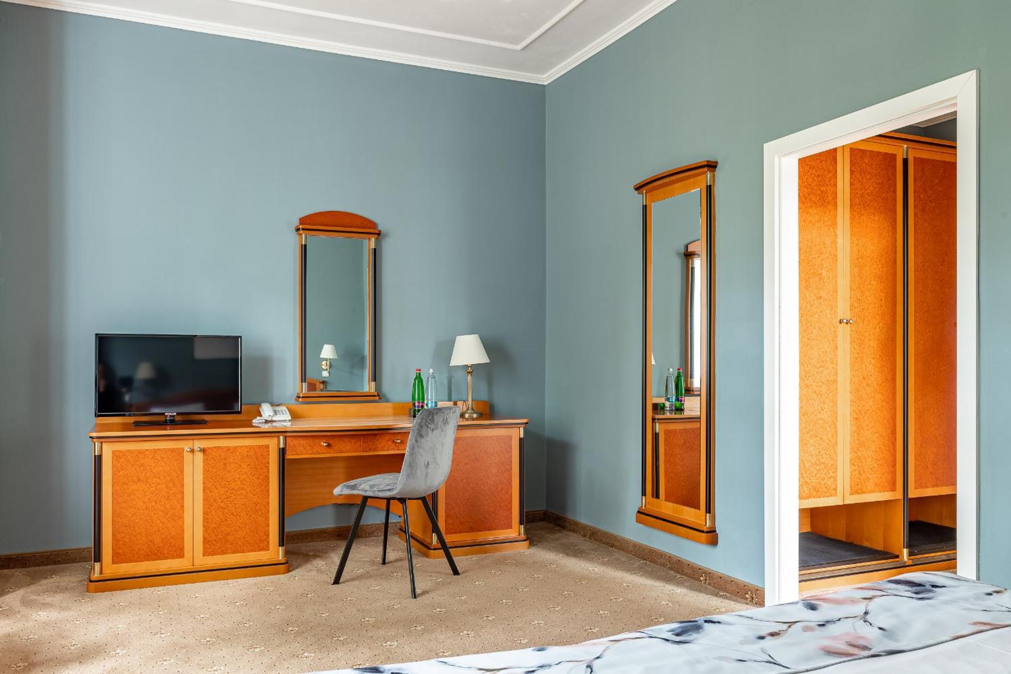 Spa & Wellness Hotel Silva Marianske Lazne Exterior photo